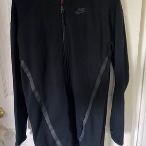 Longline Nike black sweatshirt with mesh